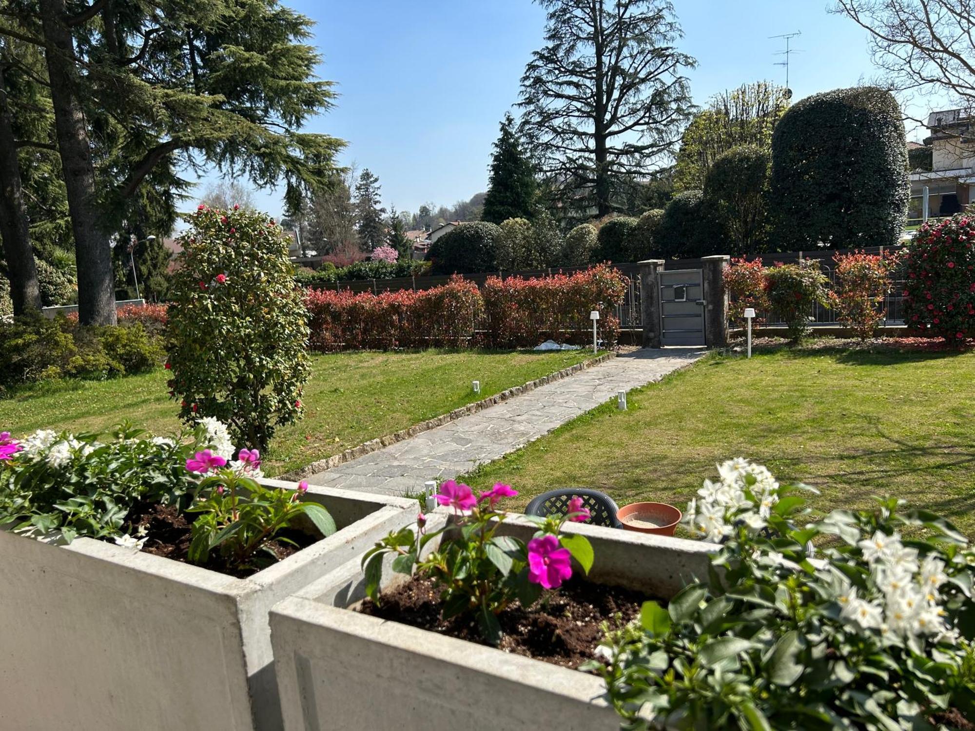 Villa Marchese Lake Maggiore Somma Lombardo Exterior foto